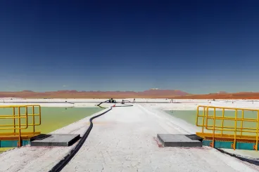 Tiszta technológia, mocskos ügyek