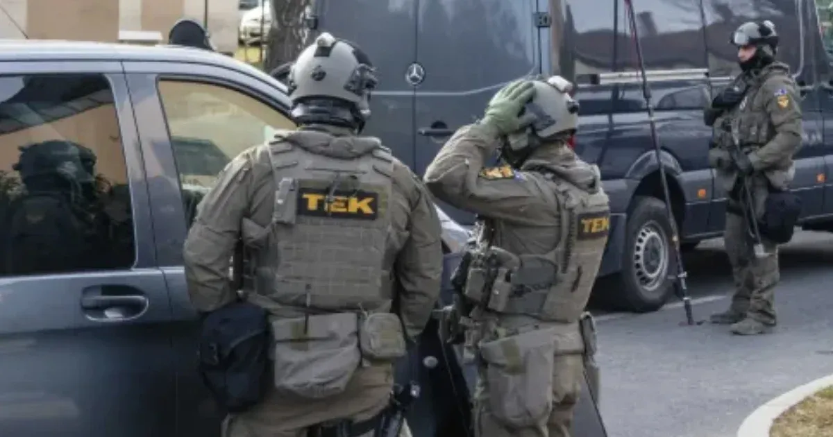 Brahiból keverhették magukat bajba a terrorelhárítók által elkapott fiatalok, akikre az amerikaiak figyeltek fel