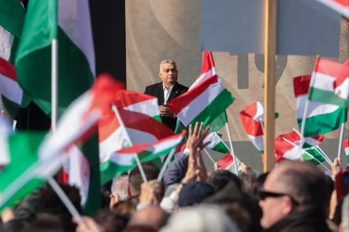 Orbán most arra használta 1956-ot, hogy megüzenje híveinek: vállalja a harcot új kihívójával