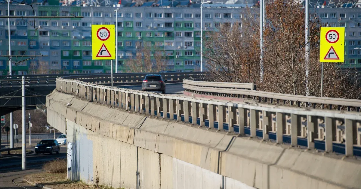 Öt éve húzódik már, 2025 elején elindulhat a Flórián téri felüljáró felújítása