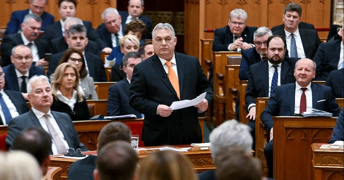 A Hócipő Orbán nadrágigazításaiból készített válogatással üzent a TV2-nek