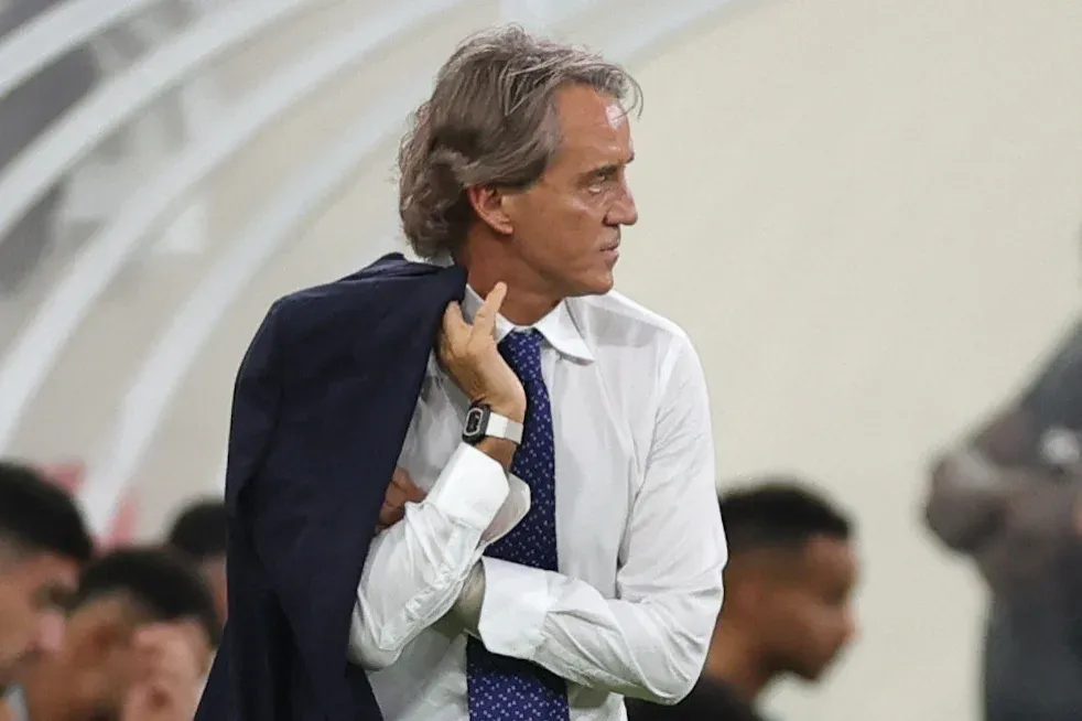 Menesztették a szaúdi válogatottól Roberto Mancinit, a világ legjobban kereső edzőjét