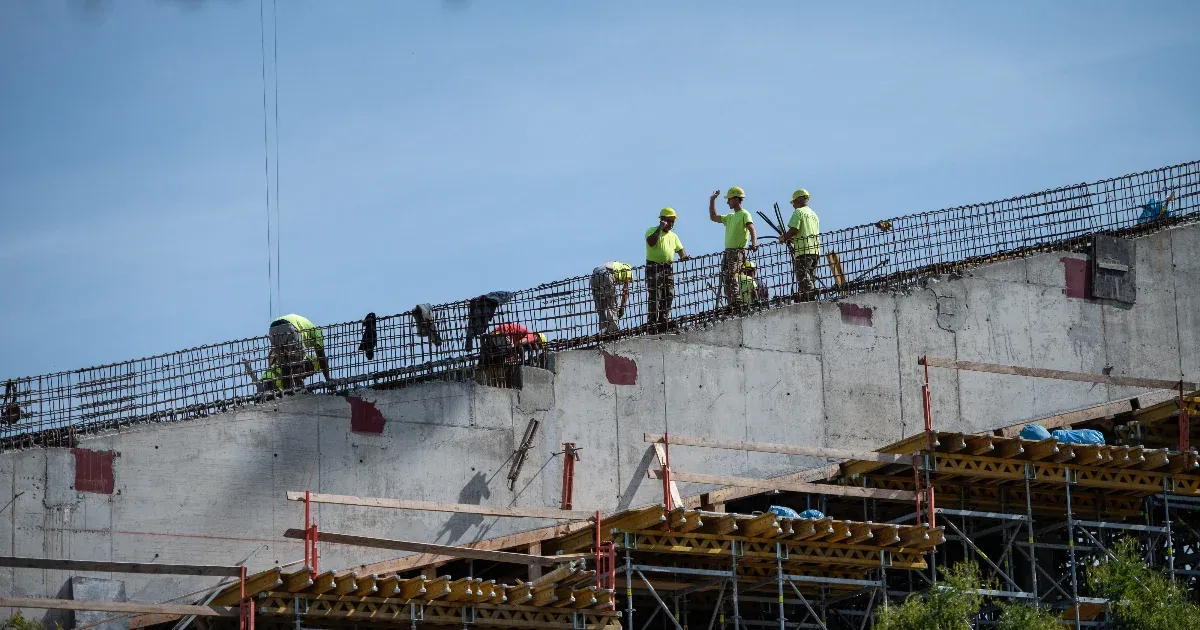 Budapesten 2900 forintra nőtt a fizikai dolgozók átlagos órabére