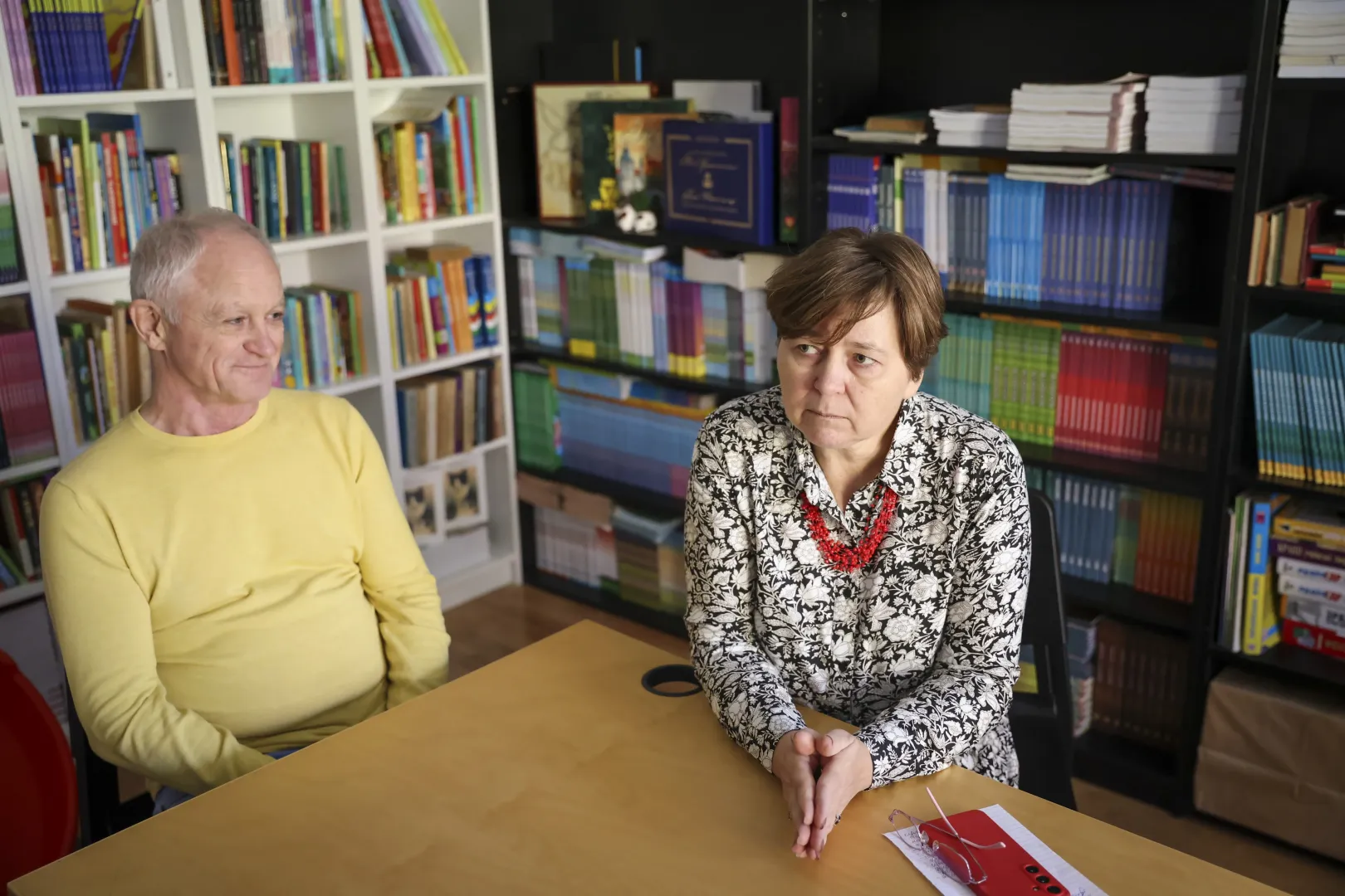 Serhiy and Olena, the managers of the school – Photo: Noémi Napsugár Melegh / Telex