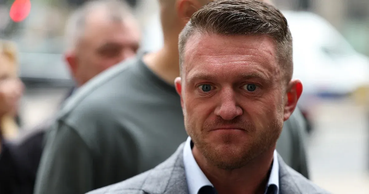 Másfél év letöltendőt kapott Tommy Robinson brit szélsőjobboldali megmondóember