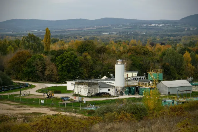 Kémiai vízkezelő üzem vezetékét kellene áthelyezni, kiváltani az ipari park miatt – Fotó: Gűth Ervin / Telex 