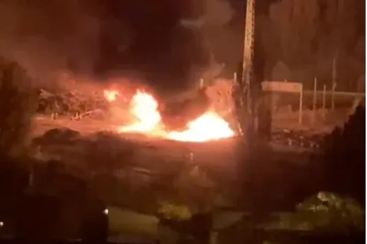 Vasúti talpfák gyulladtak ki Rákosrendezőnél