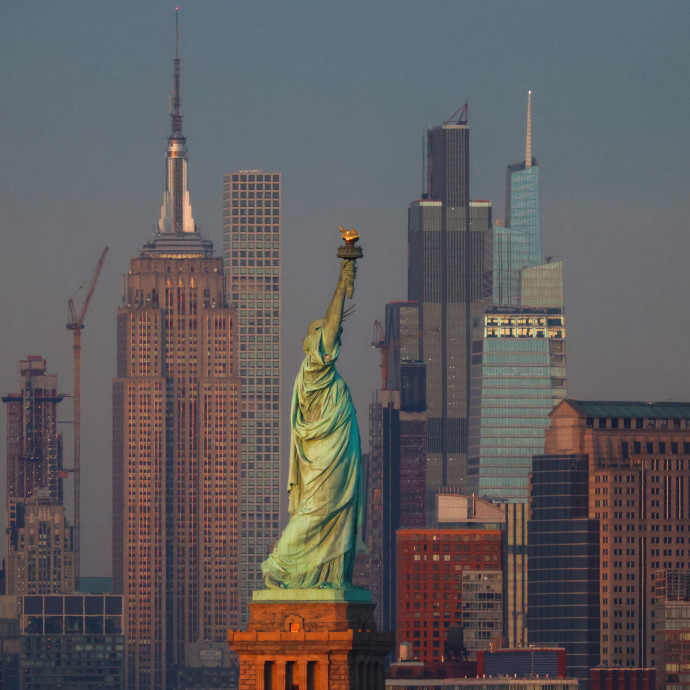 Jó erőben van az amerikai gazdaság a választás előtt, nem valószínű recesszió