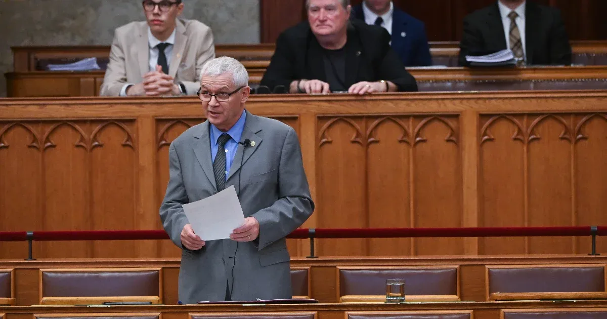Többmilliós hűtlen kezeléssel és sikkasztással gyanúsítják a mátészalkai tankerület kirúgott vezetőjét