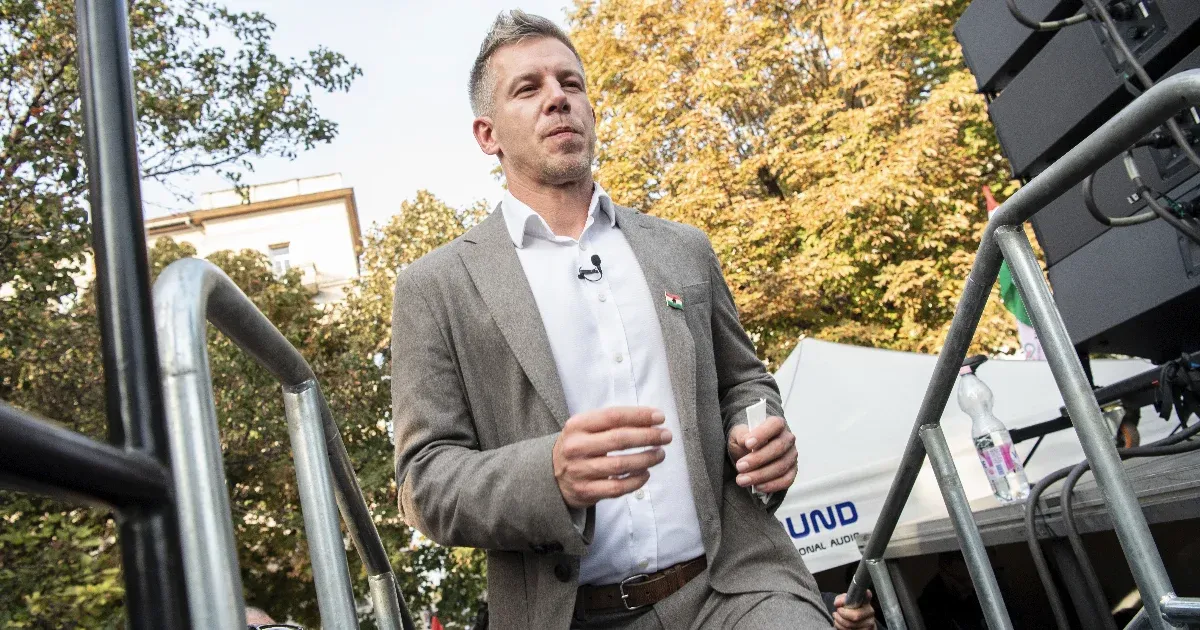 Medián: A Tisza Párt átvette a vezetést a Fidesztől a teljes lakosságban és a biztos pártválasztók között is