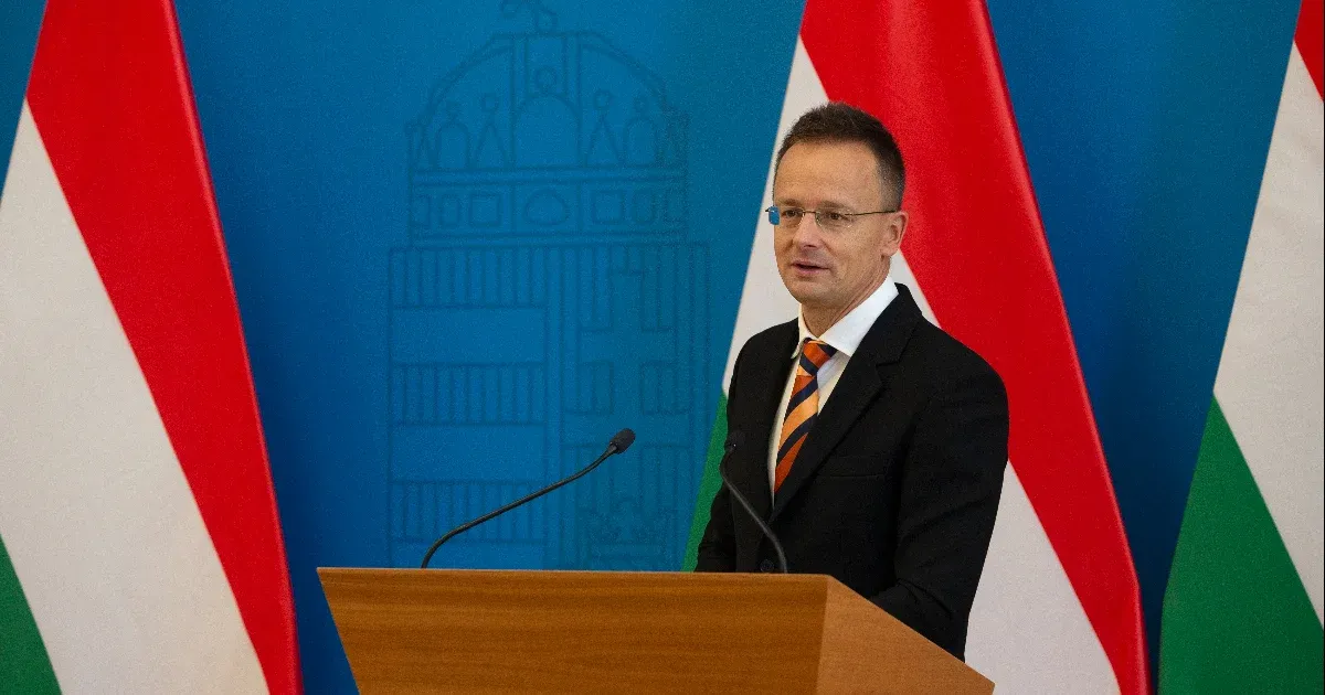 Szijjártó jövő héten tárgyal Szlovákiával a magyar nyelvhasználatot büntető törvényről