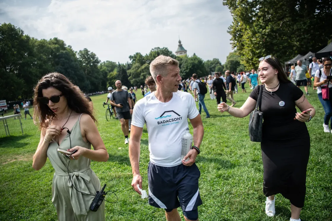 Magyar Péternek erősítenie kell a női szavazóknál, de nem lesz egyszerű átcsábítania őket a Fidesztől