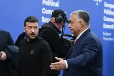 Orbán a Puskás Aréna előtt: Ebben a stadionban most mi játszunk, egész Európa a pályán van