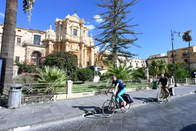 Noto, Fontane Bianche és a birkadugó – Fotó: Tenczer Gábor / Telex