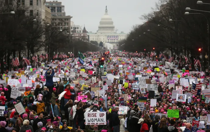 A Women's March felvonulás Washingtonban 2017. január 21-én – Fotó: Mario Tama / Getty Images