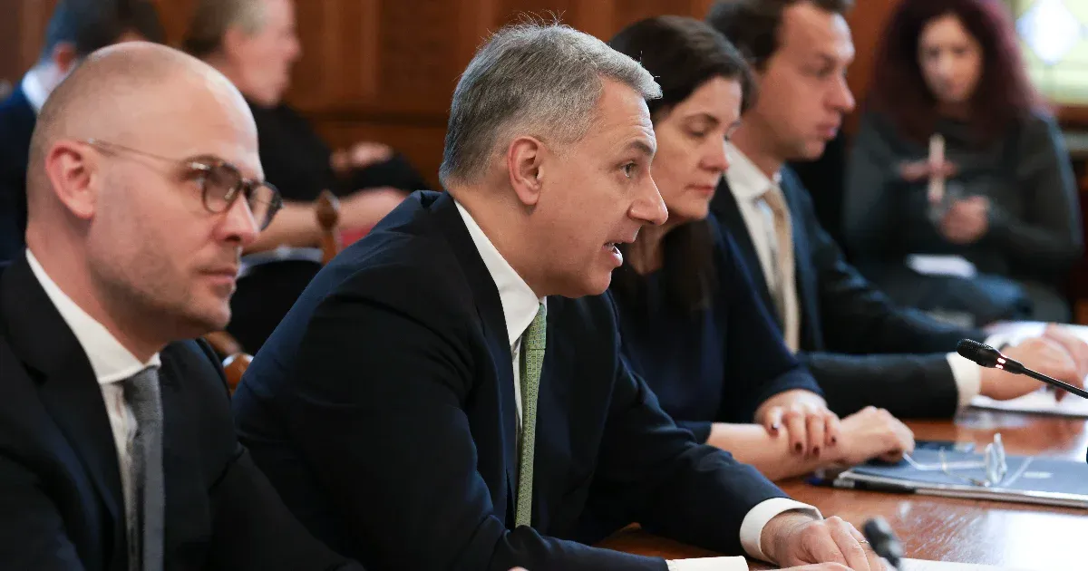 Szinte biztosan nem vesz az állam új vonatokat 2026 előtt Lázár János szerint
