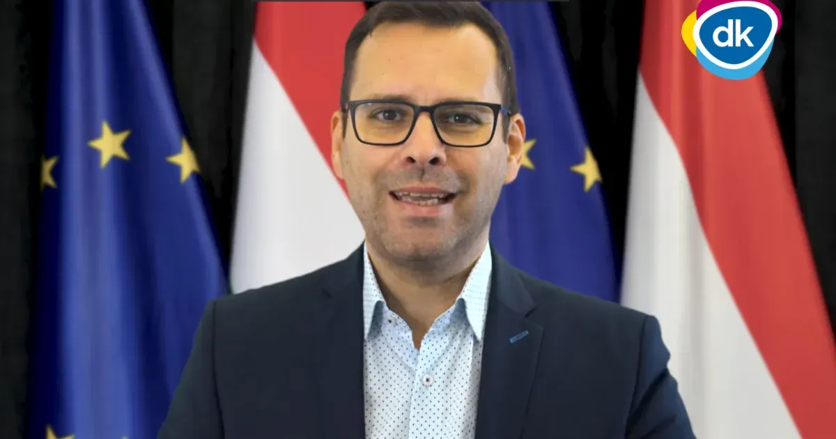 A DK 2026-ban egyéni képviselőjelöltként indítja az Orbán strasbourgi sajtótájékoztatóját megzavaró fiatalt