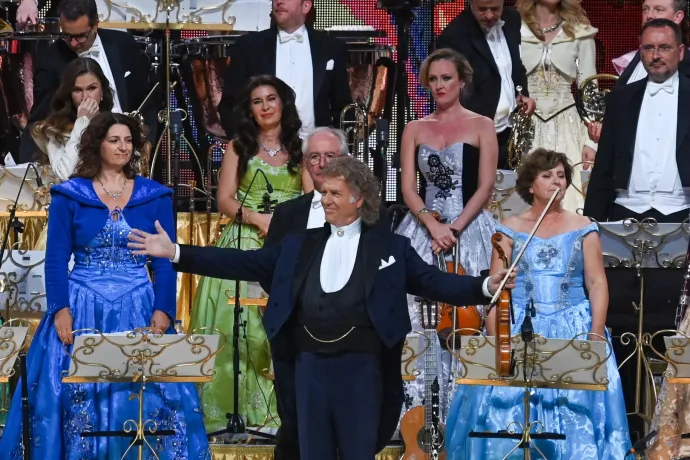 Nem létező helyre adtak el André Rieu-koncertjegyet egy nyugdíjasnak, megszégyenülve távozott