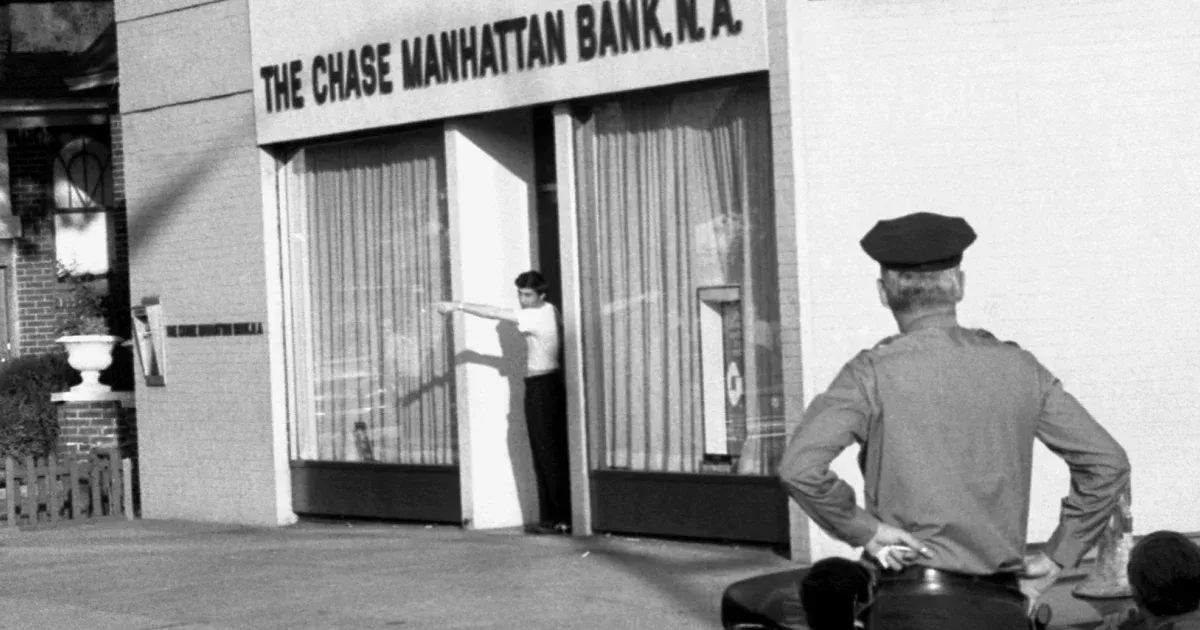 Bankot rabolt, hogy kifizesse a szerelme nemátalakító műtétjét, Oscar-díjas filmet ihletett vele