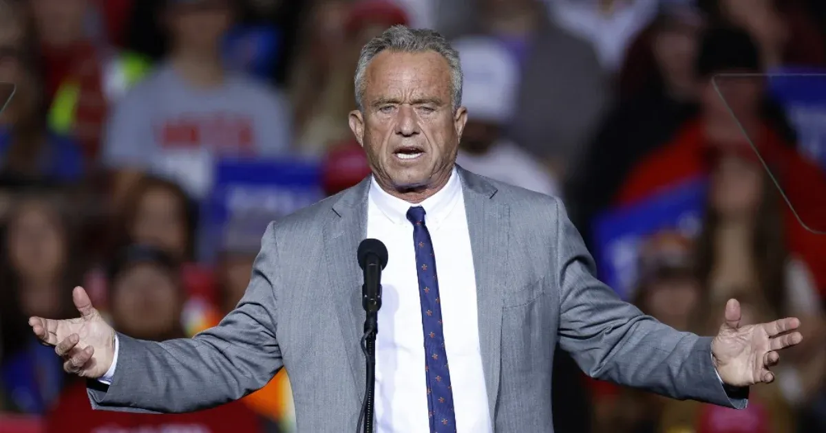 Az oltásszkeptikus Robert F. Kennedy Jr.-t jelöli Trump az amerikai egészségügy első emberének