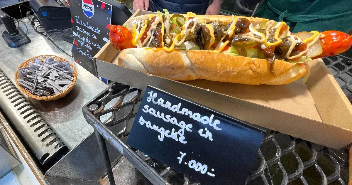 Turbó hot dog 7000, sült krumpli 3000 – megnyíltak a belvárosi karácsonyi vásárok