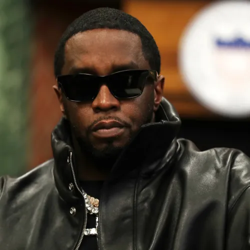 Sean Diddy Combs családján keresztül manipulálta volna az ügyében tanúskodókat