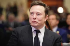 Musk kigúnyolta Zelenszkijt, mert függetlennek nevezte Ukrajnát