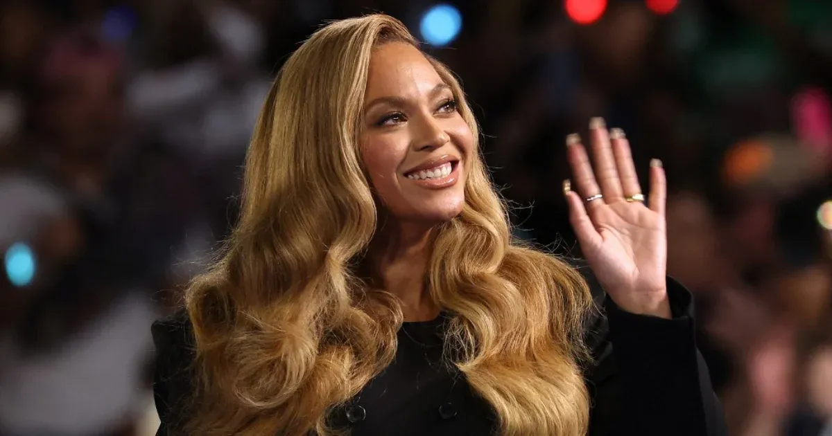 Beyoncé lép fel a karácsonyi NFL-meccs félidejében
