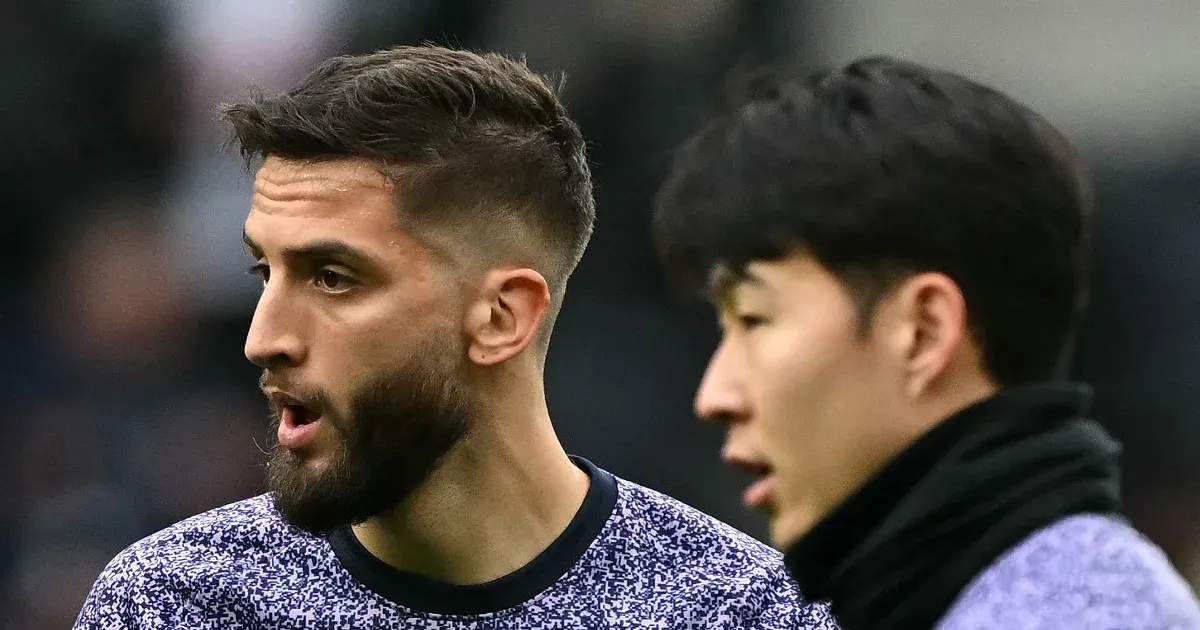 Hét meccsre eltiltották a Tottenham futballistáját, aki rasszista megjegyzést tett a csapattársára