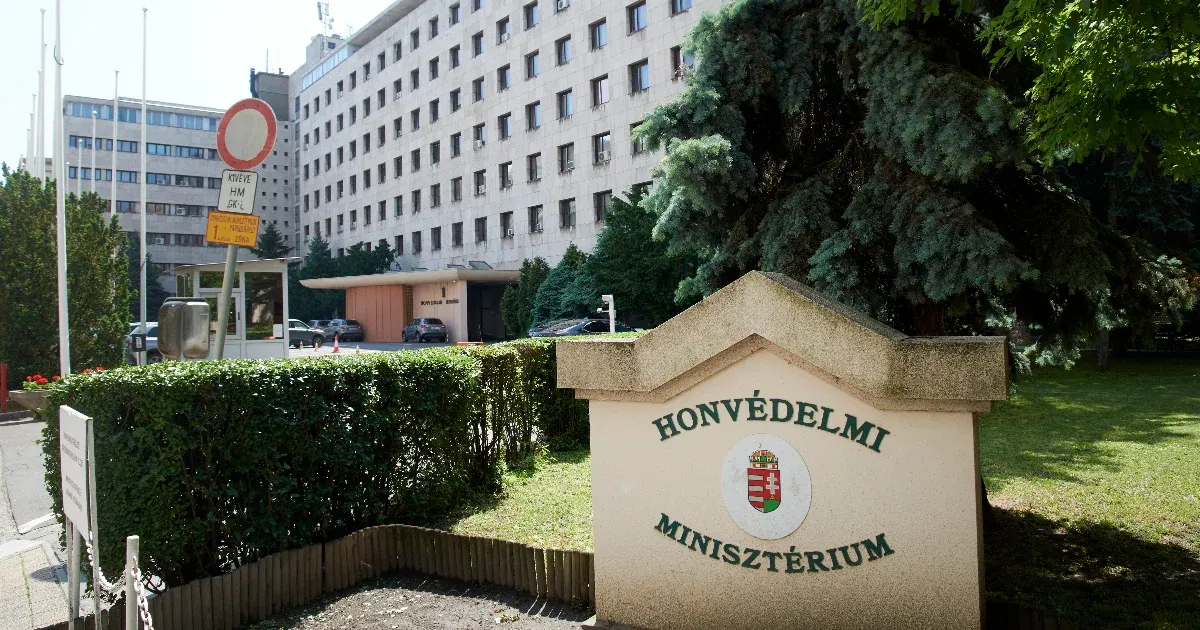Meghekkelt állami cég ügye: túl drágának tűnik néhány katonai beszerzés