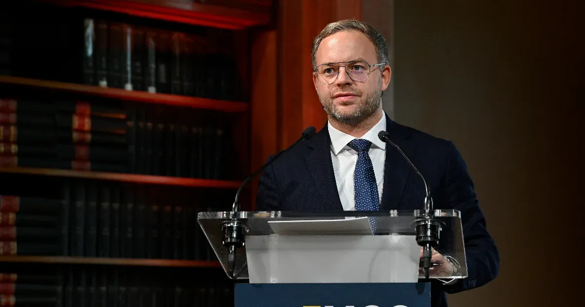 Az ELTE szerint a szabályokkal teljesen összhangban készült Orbán Balázs doktori disszertációja