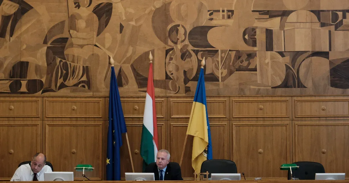 A Fidesz és az ellenzék még mindig nem bír egymással Pécsen, három közgyűlés után sincs alpolgármester