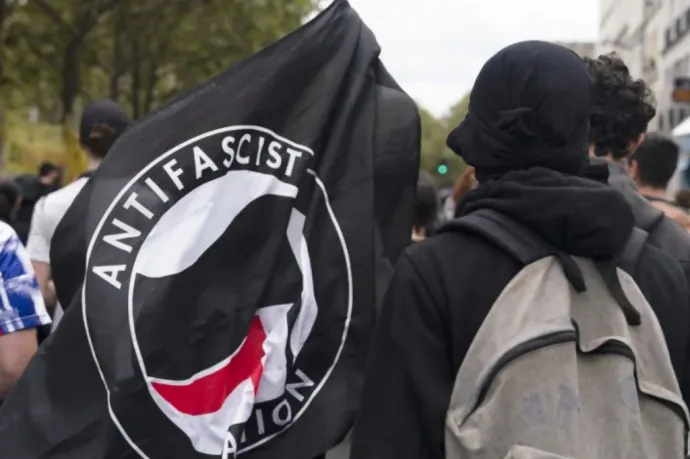 Antifa-támadások: a BRFK most egy albán és egy német férfi kiadatására vár