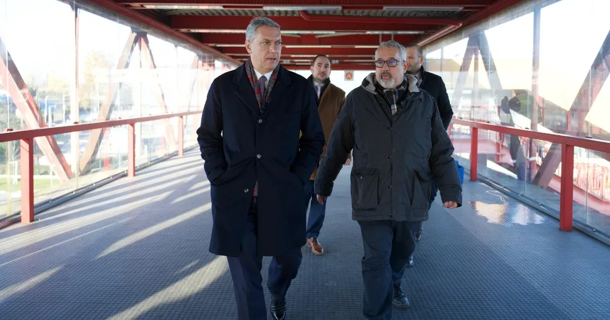 A szarról talán még soha nem beszéltek ennyit a parlamentben