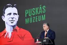 Orbán: Nagyon sok dolgunk van még a gyermekvédelmi intézményeknél