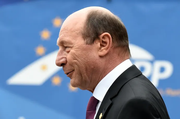 Băsescu szerint Georgescu egy sarlatán, aki miatt rajtunk nevet Medvegyev