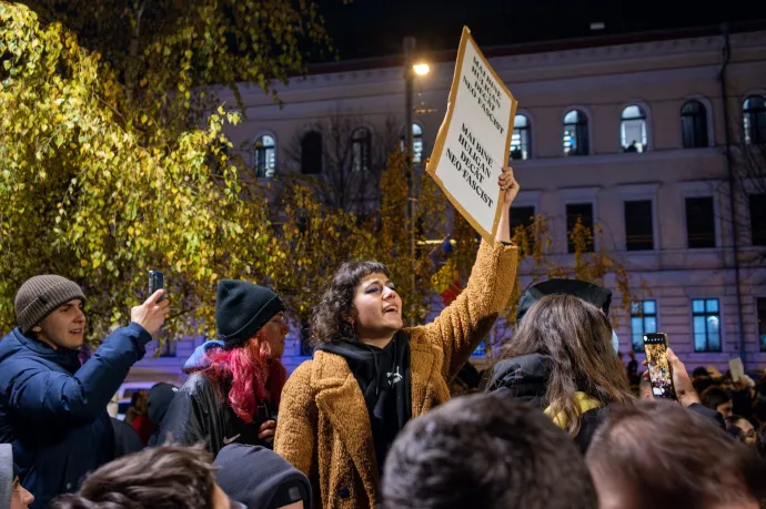 Pénteken ismét Călin Georgescu ellen tüntettek Bukarestben