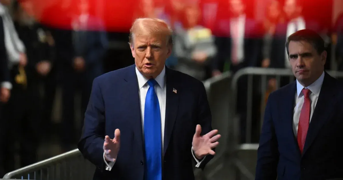 100 százalékos büntetővámmal fenyegeti Trump a dollár leváltásán ügyködő BRICS-országokat