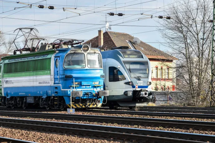 Áthaladt a tiltó jelzésen egy vonat Ferencváros állomáson, szünetelt a forgalom a Keleti felé