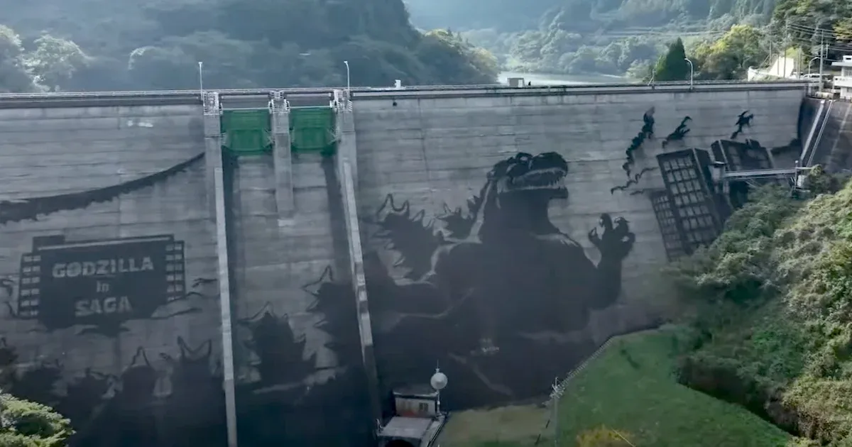Gátzilla: életnagyságú, 50 méteres Godzilla készült egy japán gát falára