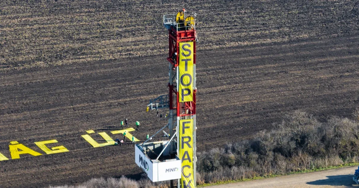 A nyékpusztai gázmezőn akciózott a Greenpeace