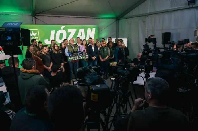 Kifütyülte Kelemen Hunort a nézők egy része az Antena 3 műsorában