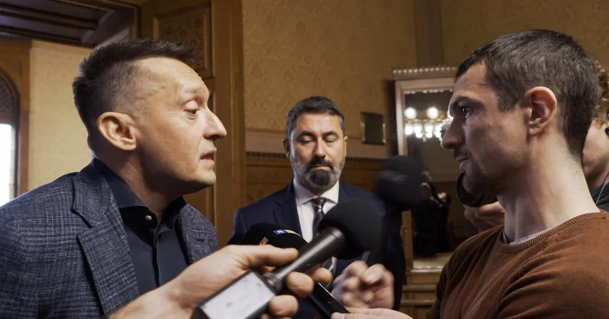 Rogán: A szolgálatok már figyelmeztettek erre, vártam már, hogy mikor fognak előállni ezzel a telefonnal