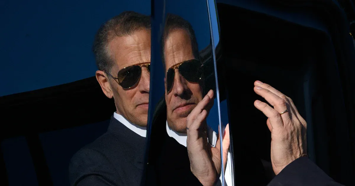 A republikánusok szerint jogtiprás, hogy Joe Biden kegyelmet adott a fiának