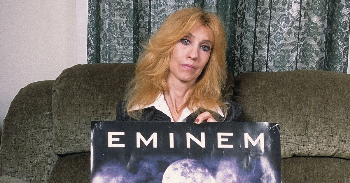Meghalt Debbie Nelson, Eminem anyja