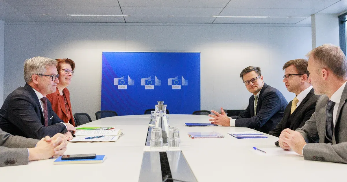 Baljós nyilatkozatok követték az EU-ügyi miniszter vizitjét az új Európai Bizottságnál