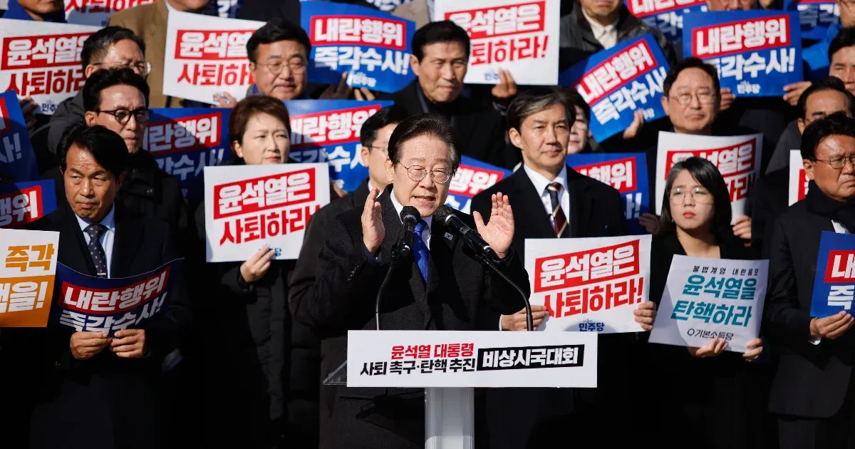 Dél-Korea a pár órás statárium után: az ellenzék az elnök lemondását kéri, a NATO megfigyel