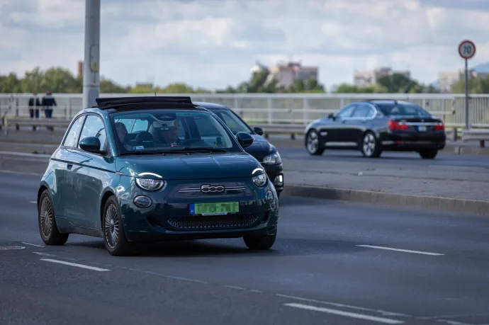 Gyorsan nő az elektromos autók száma Magyarországon