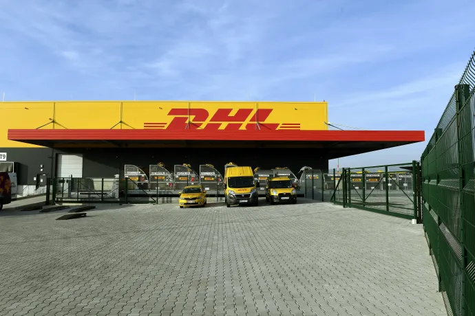 A DHL Express központja az ünnepélyes átadás napján, a Liszt Ferenc Nemzetközi Repülőtér 1-es terminálján, a Budapest Airport Business Parkban, 2017. november 6-án – Fotó: Koszticsák Szilárd / MTI