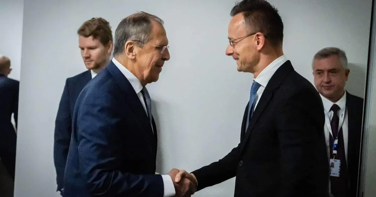 Pár nap után ismét Szergej Lavrovval tárgyalt Szijjártó